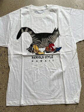 B. Kliban "Crazy Shirts" T-shirt